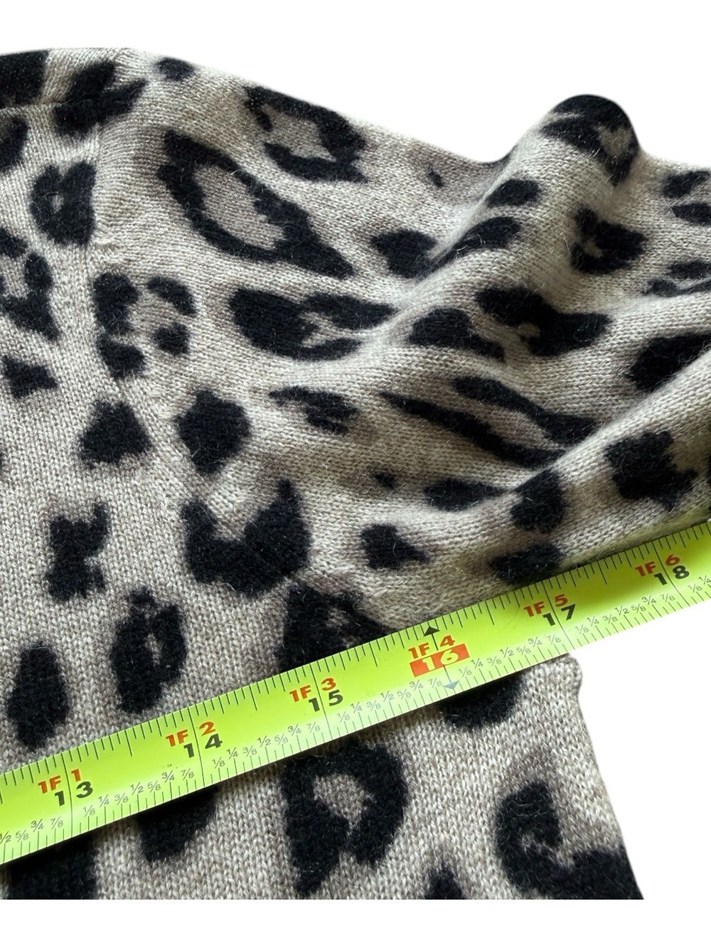 Adrianna Papell 100% Cashmere Leopard Print Collared Layered Hem Sweater XS Cozy - Picture 4 of 9
